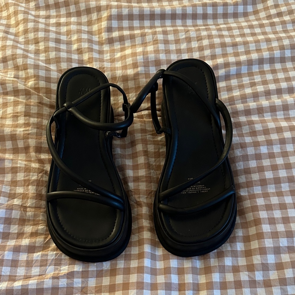 H&M Black Minimal Strappy Women's Sandals